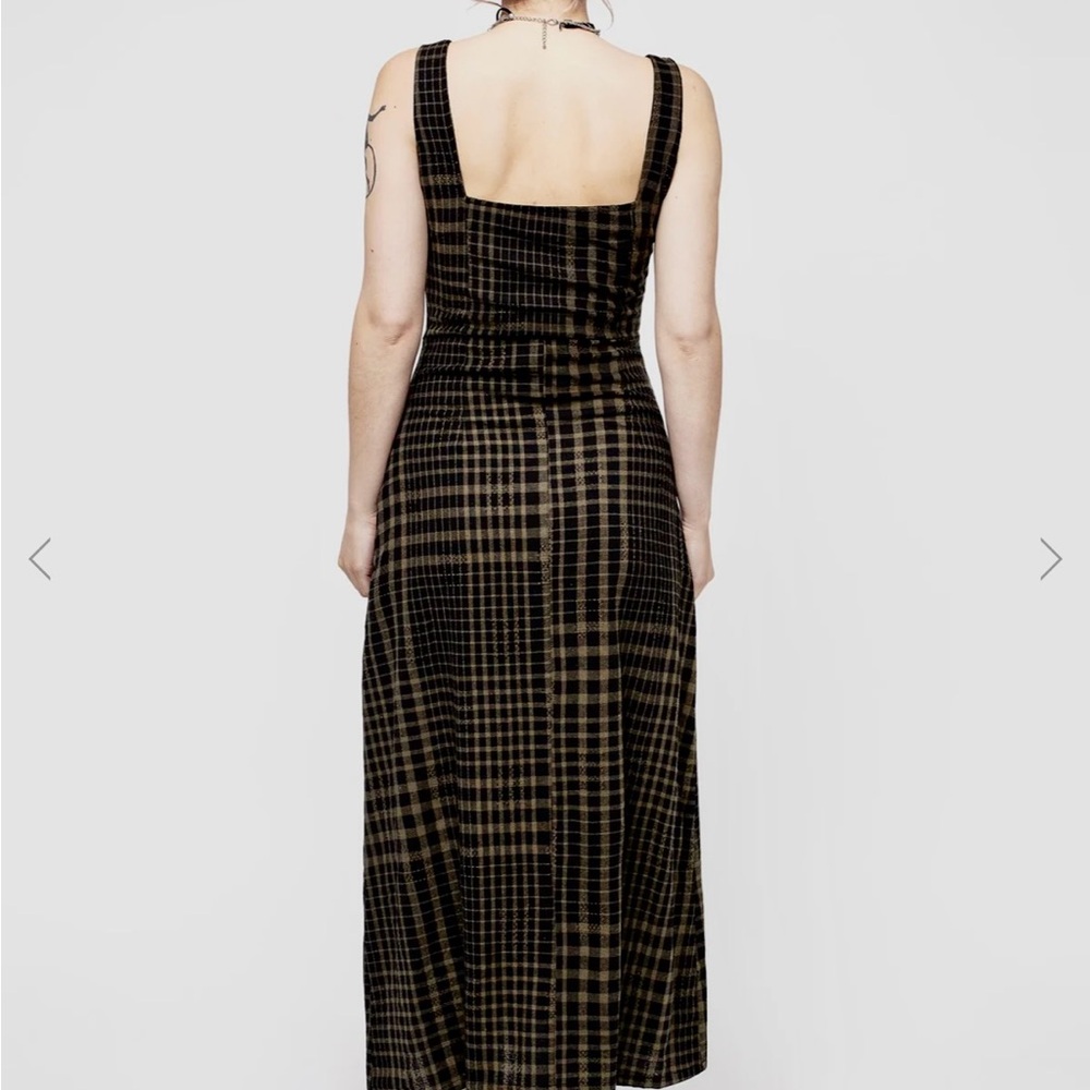 Plaid Sleeveless Dress - Picture 2 of 12